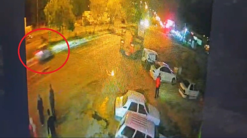 Ergani’de genç kıza otomobil çarptı