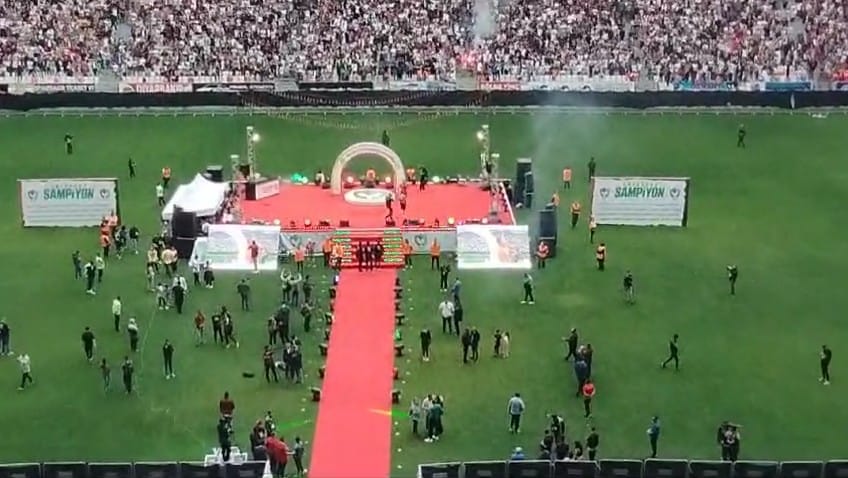 VİDEO - Şampiyonluk kutlamaları başladı