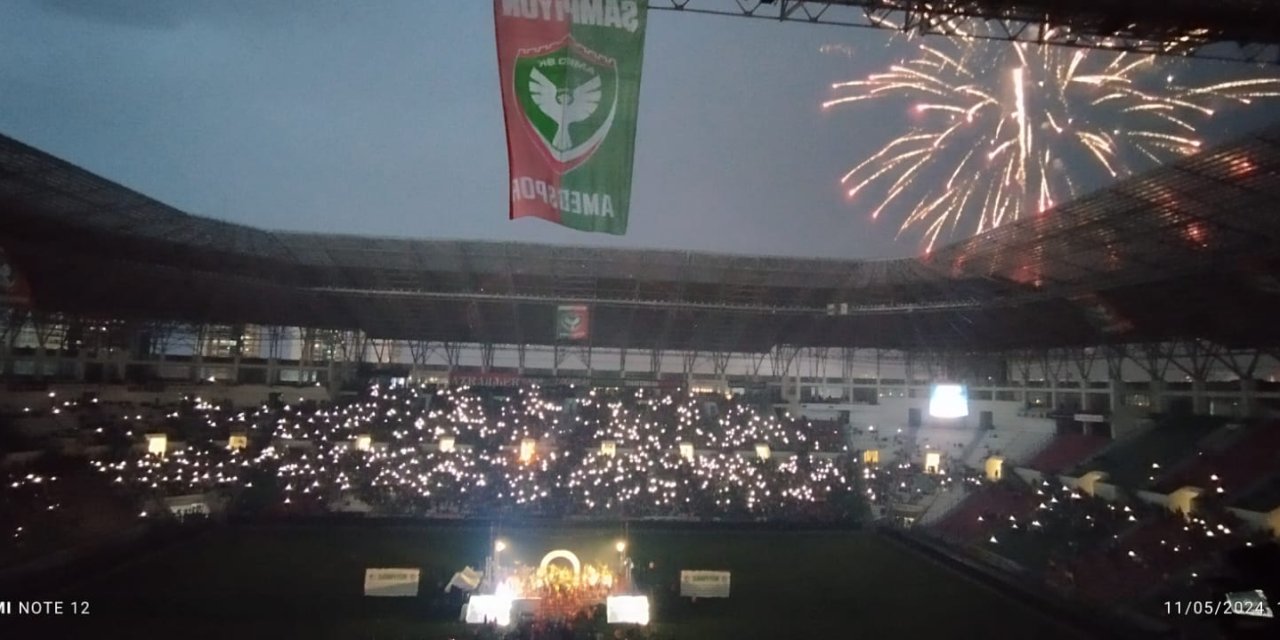 VİDEO - Amedspor’da görkemli kupa töreni