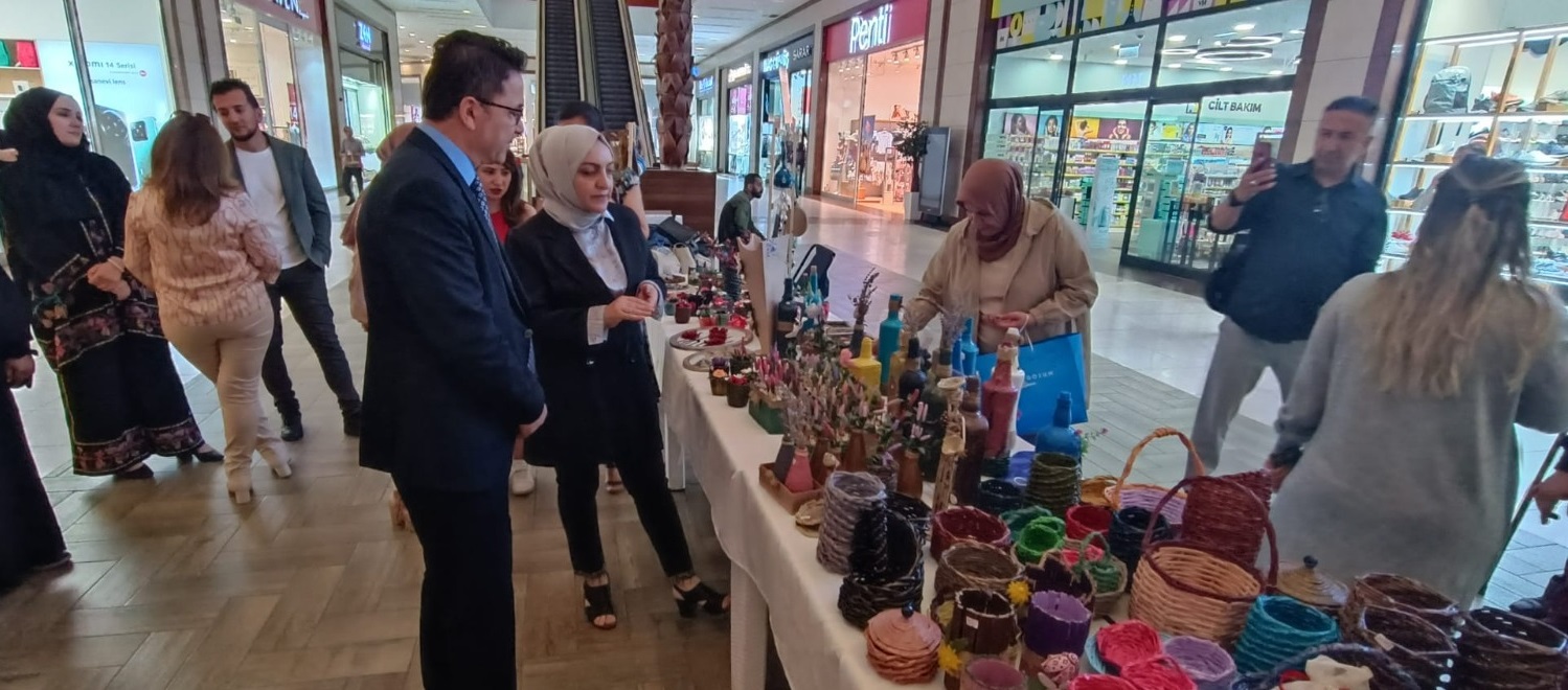 Sur Özel Eğitimli öğrencilerden sergi