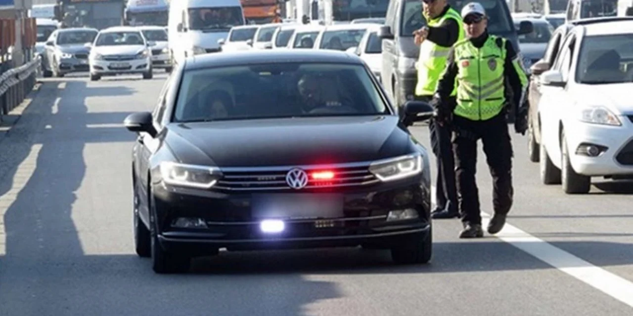 Yerlikaya: 241 çakarlı araca işlem yapıldı