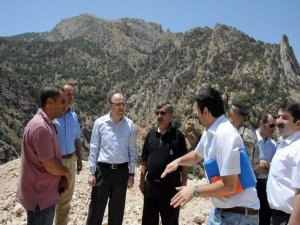 Siirt valisi Tutulmaz Ramazan’da da full mesai çalışıyor