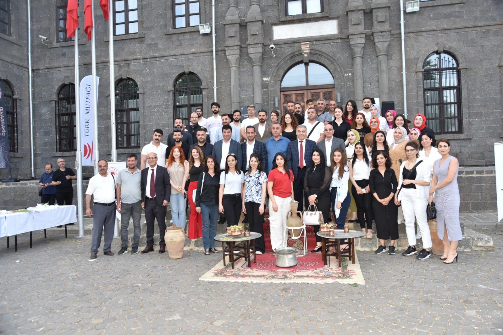 Diyarbakır'ın tescilli lezzetleri tanıtıldı
