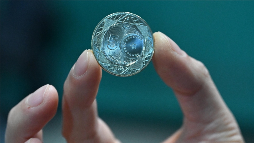 Madeni 5 lira tedavüle çıkıyor