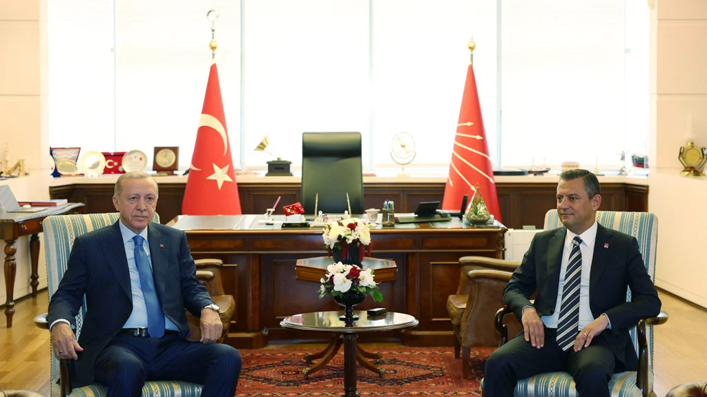 Erdoğan, 18 yıl sonra CHP Genel Merkezi'nde