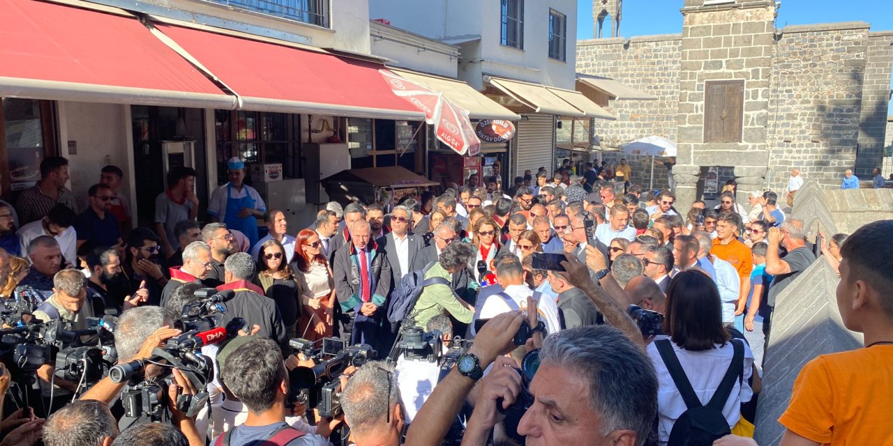 VİDEO - Diyarbakır’da avukat protestosu