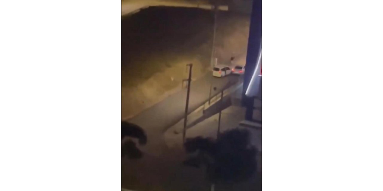 Otomobile silahlı saldırı: 3 yaralı