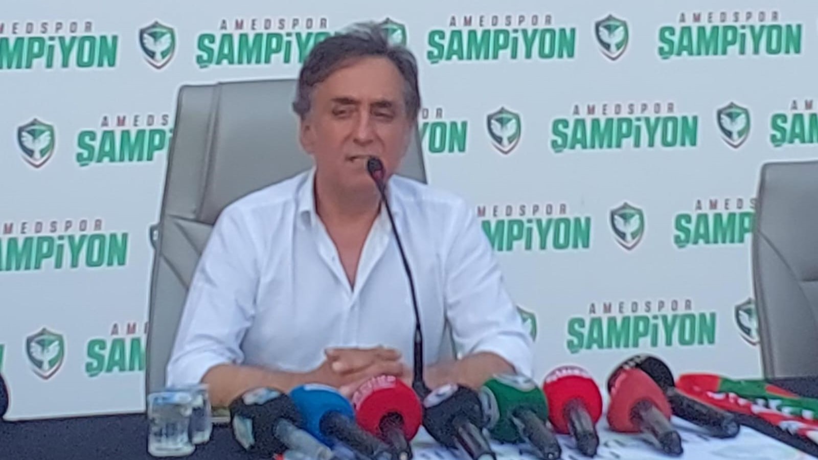 Amedspor Başkanı Eladı,  Barcelona’ya gitti