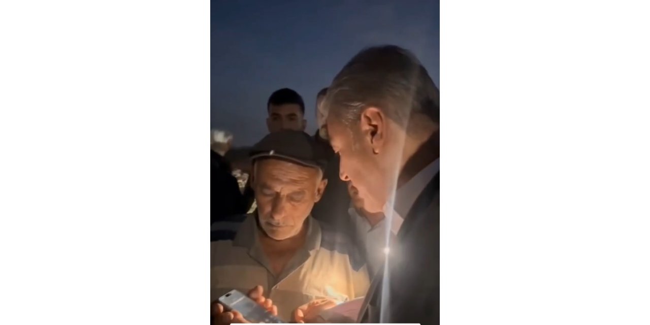 İçişleri Bakanı Yerlikaya'dan, Yangında evladını kaybeden babaya başsağlığı