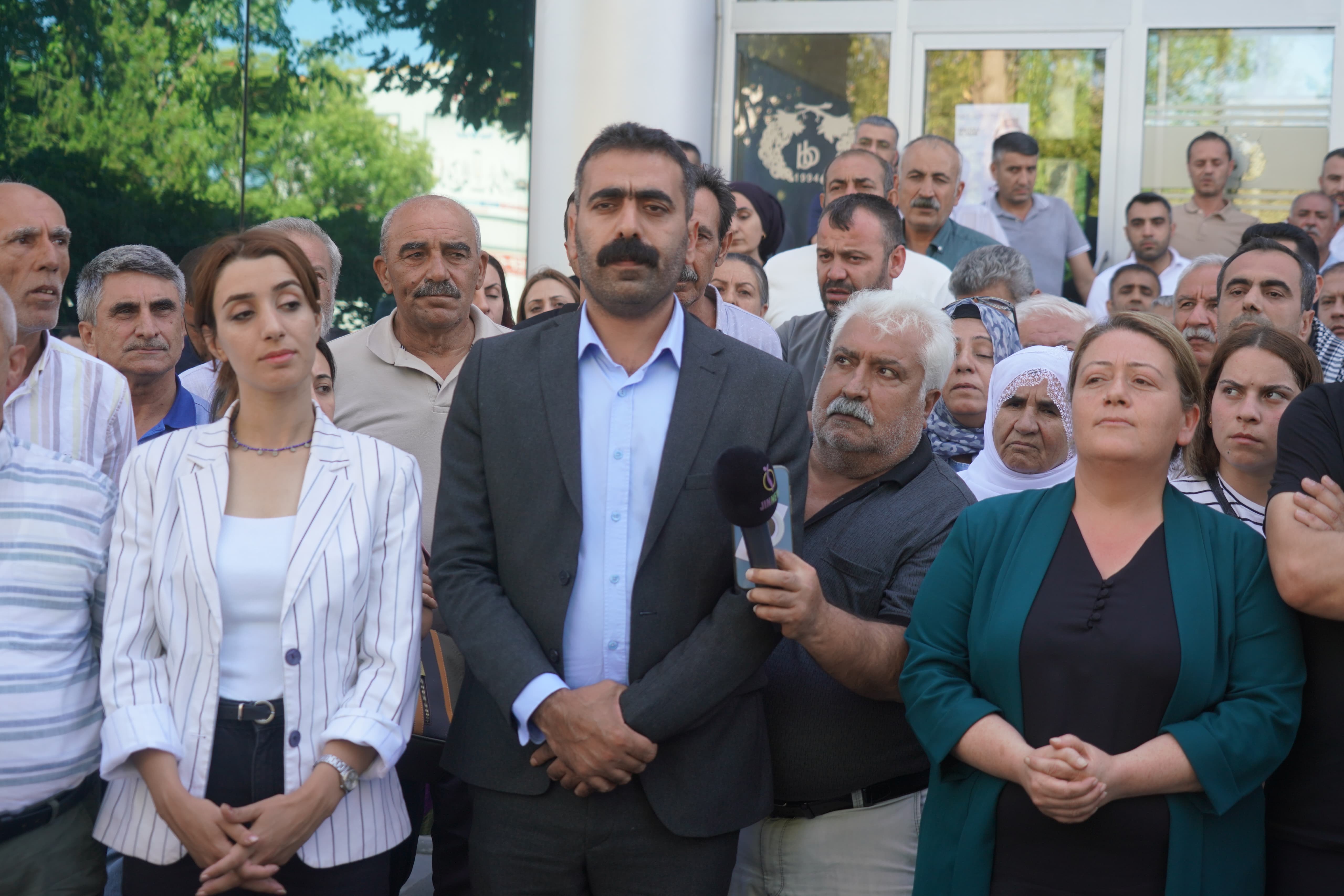 Hatun: Bankamatik memurlarının provokatif yöntemlerini kabul etmiyoruz