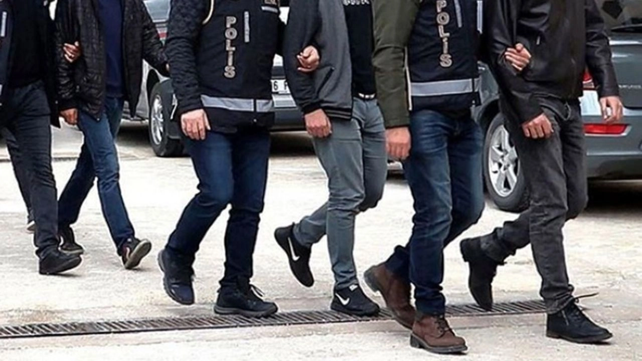 Van'da 53 kişi tutuklandı