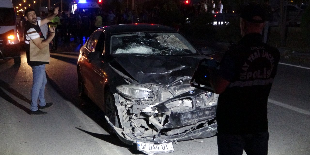 Otomobil ile motosiklet çarpıştı: Ölü ve Yaralılar var