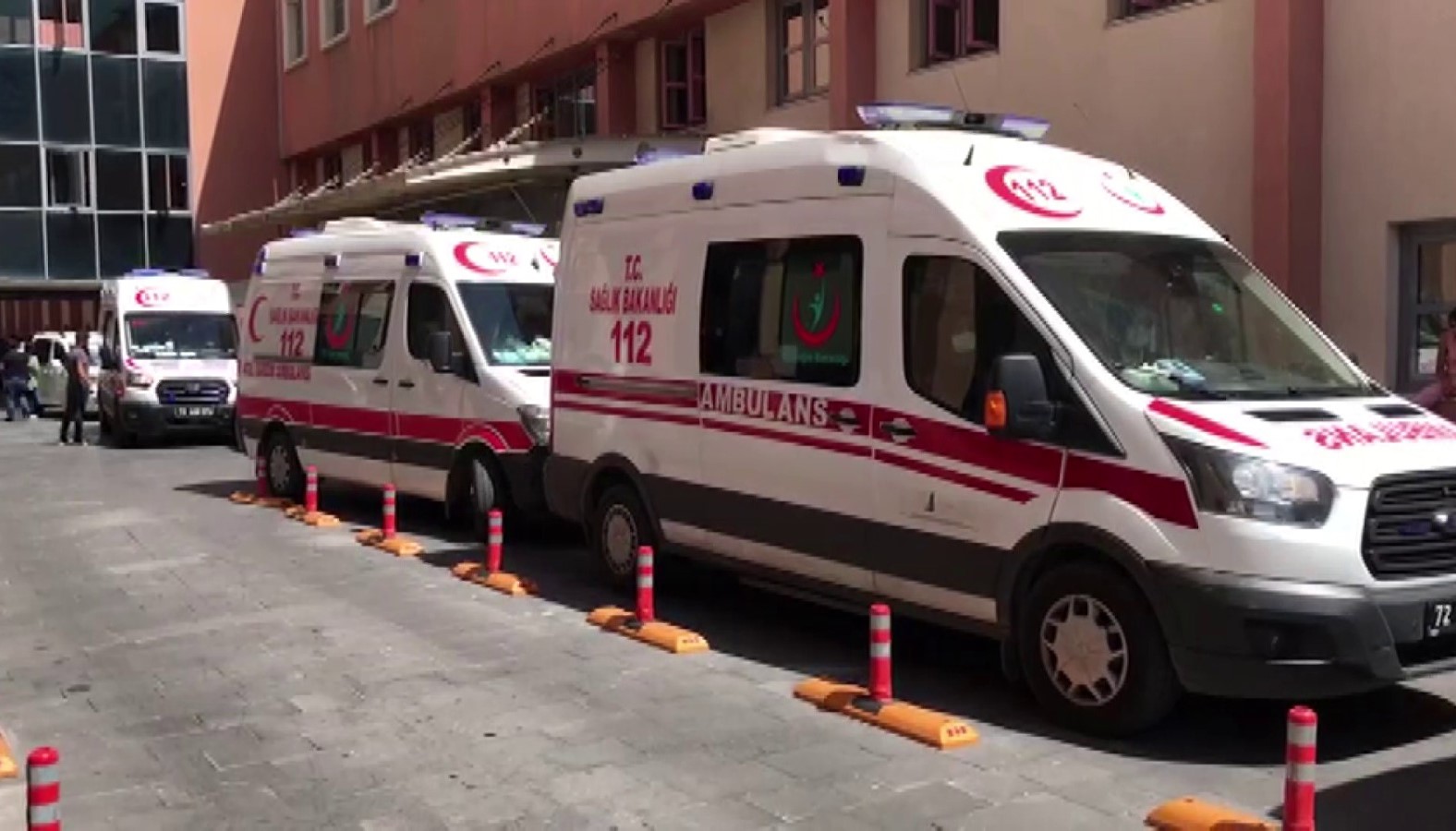 Yol kenarında bir avukatın cansız bedeni bulundu