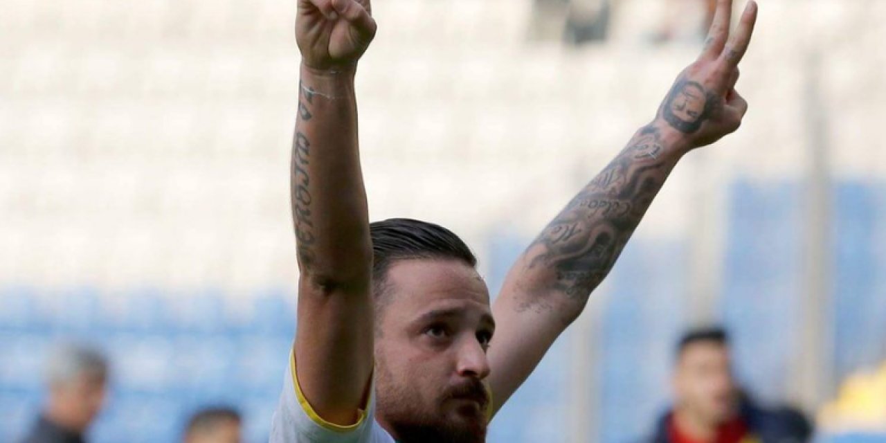 Deniz Naki 'bozkurt' açıklamasında bulundu