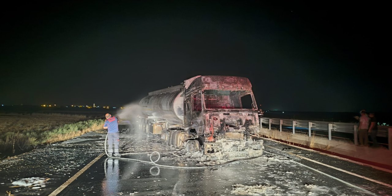 Mardin'de tanker yandı