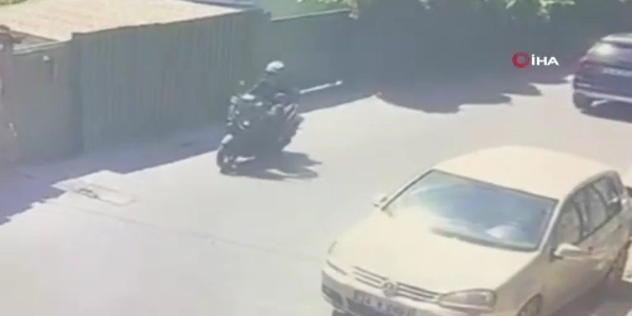 VİDEO - Takıntılı olduğu kadının eşinin aracına kurşun yağdırdı