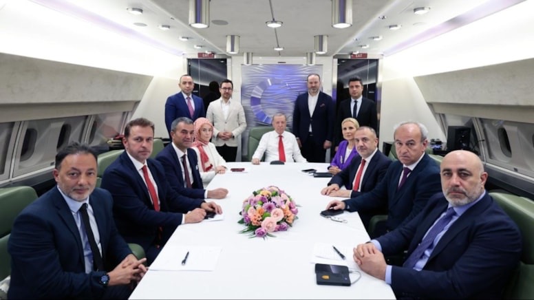 Erdoğan'dan "Esad'a davet olabilir" mesajı