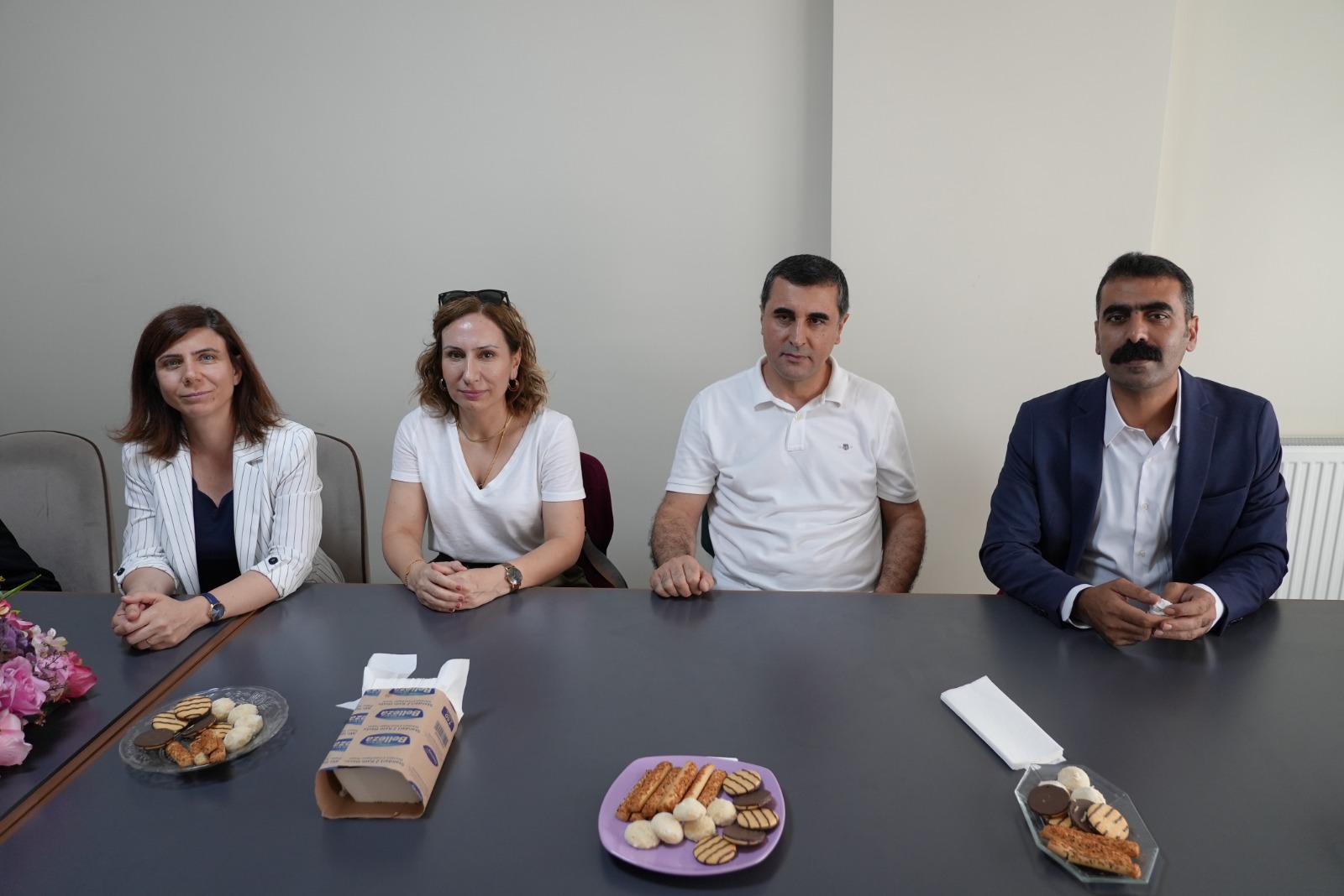 Eş Başkanlar, Konuk Evi ve Kız Yurdunda incelemelerde bulundu