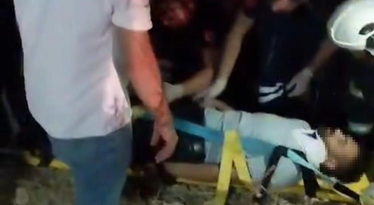 Mardin'de otomobil kayalığa çarptı: Yaralılar var