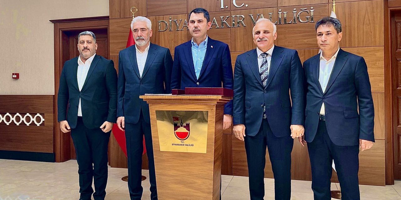 Çevre Şehircilik Bakanı Kurum Diyarbakır’da