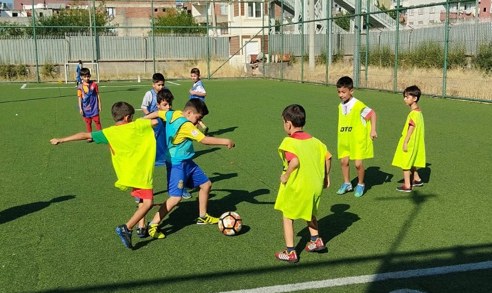 VİDEO - Diyarbakır'ın futbolcu fabrikası