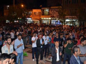 Hakkari’deki olaylar Yüksekova’da protesto edildi