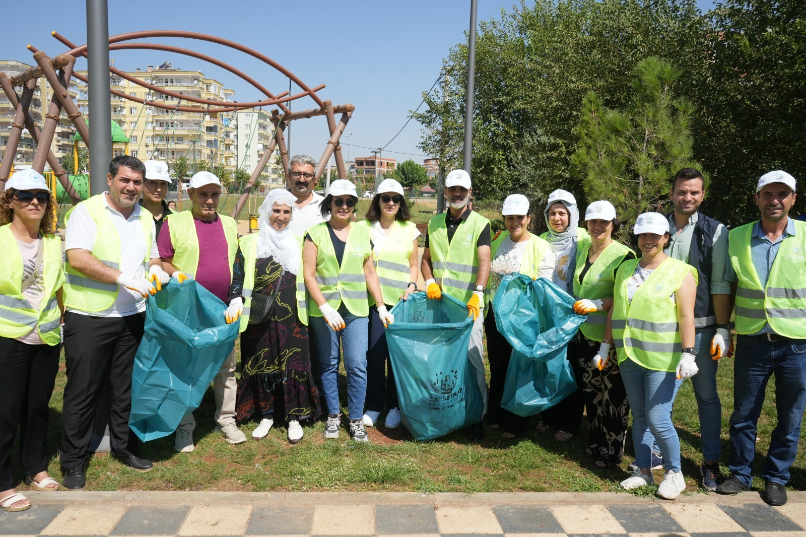 Diyarbakır eşbaşkanlarından temizlik kampanyası