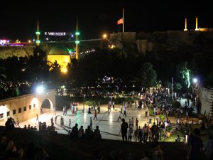 ''Peygamberler Şehri''nde Kadir Gecesi coşkusu