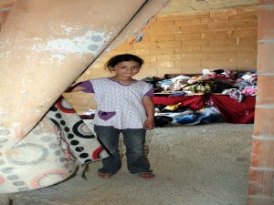 İnşaatlar evleri oldu