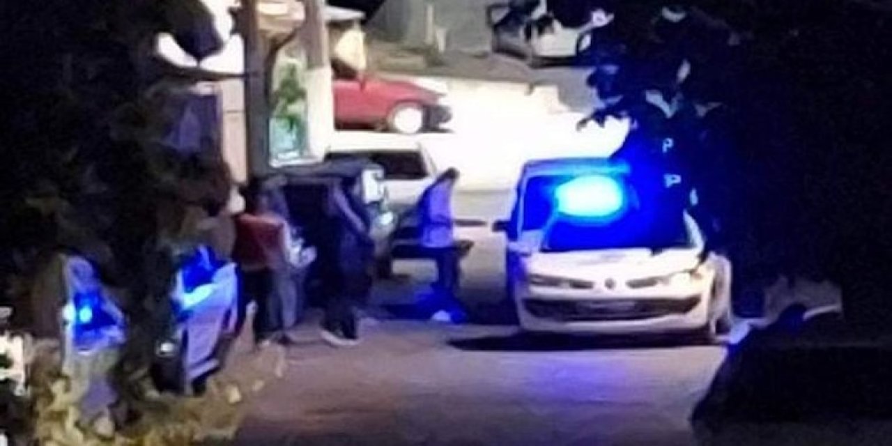 15 Yaşındaki Kız, Annesini Bıçakladı