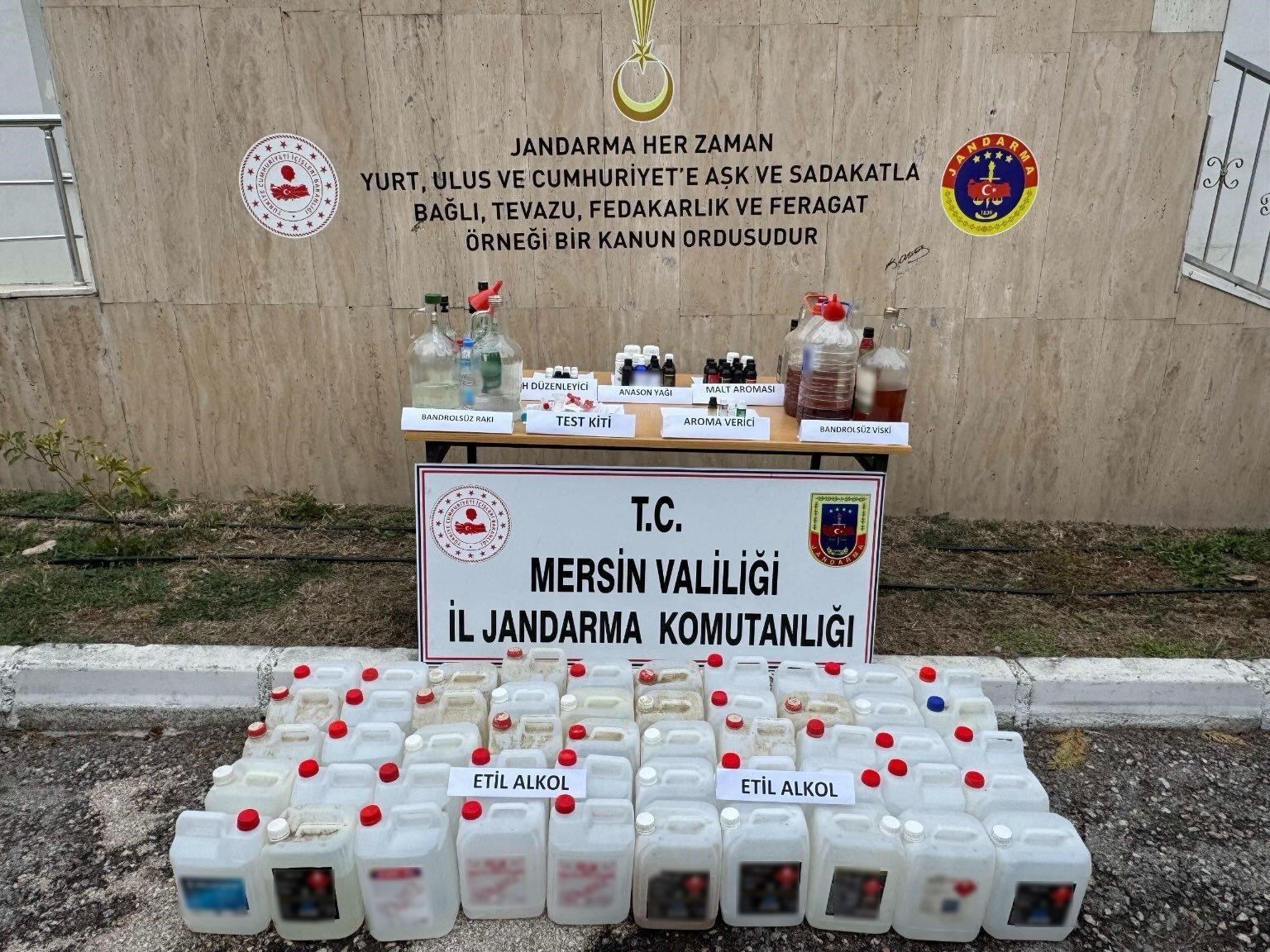 Mersin'de 540 litre sahte içki ele geçirildi
