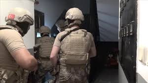 DEAŞ ve El Kaide üyeleri tutuklandı