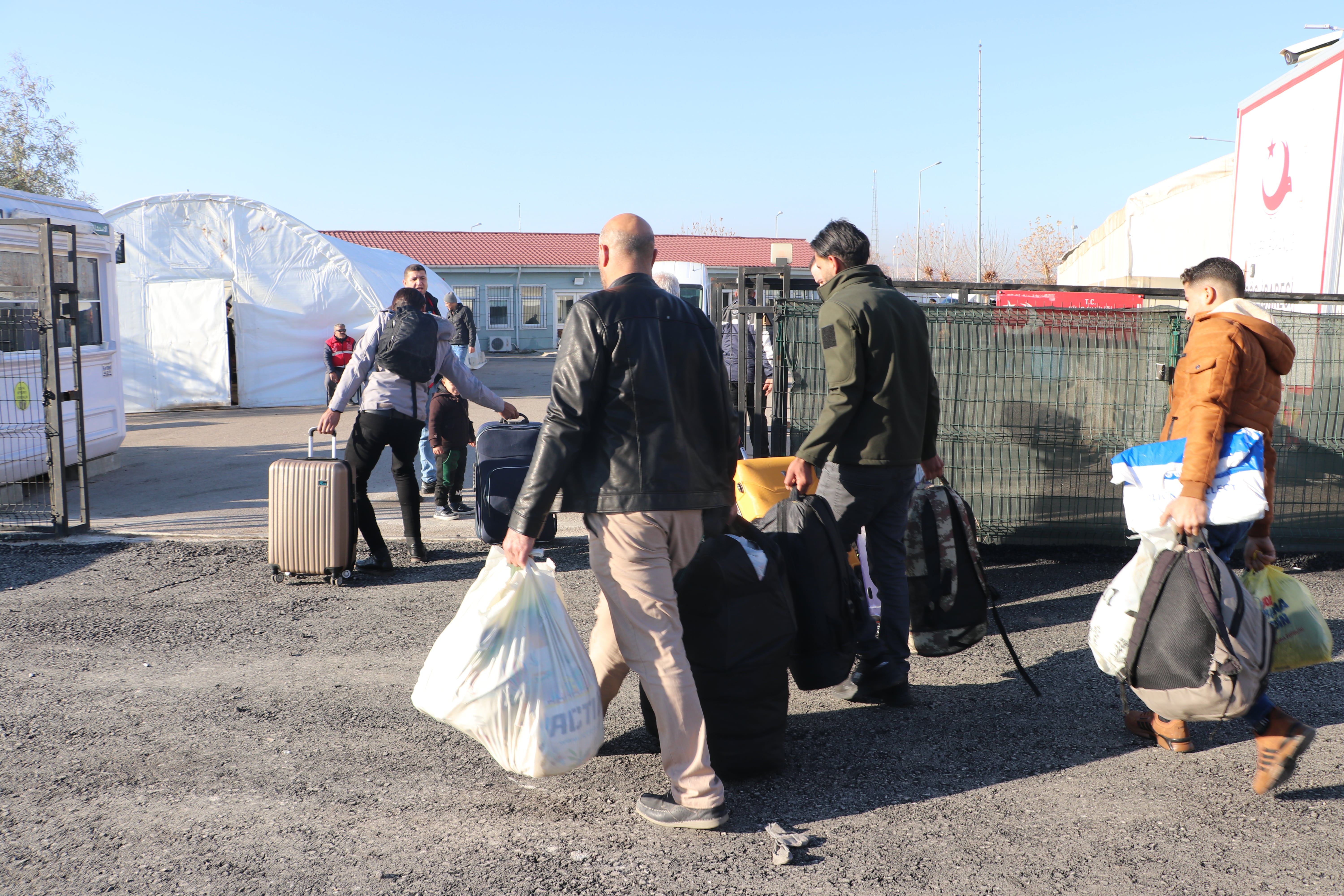 Suriyelilerin Kilis'ten Ülkelerine Dönüşü Devam Ediyor
