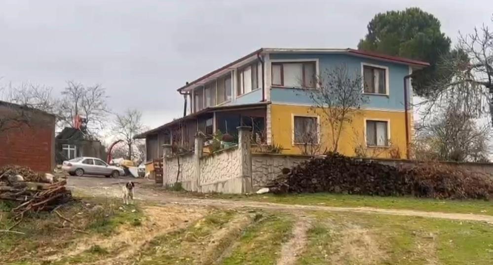 Kan donduran cinayet: Annesini tüfekle öldürdü!