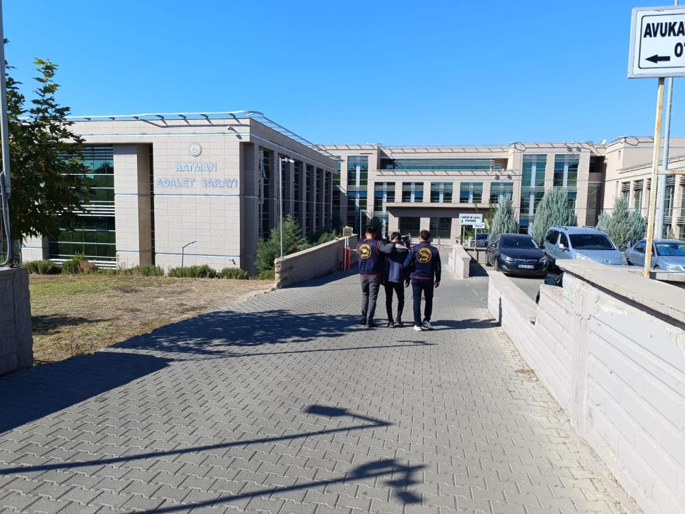 Batman'da Nitelikli Cinsel Saldırı Zanlısı JASAT Tarafından Yakalandı