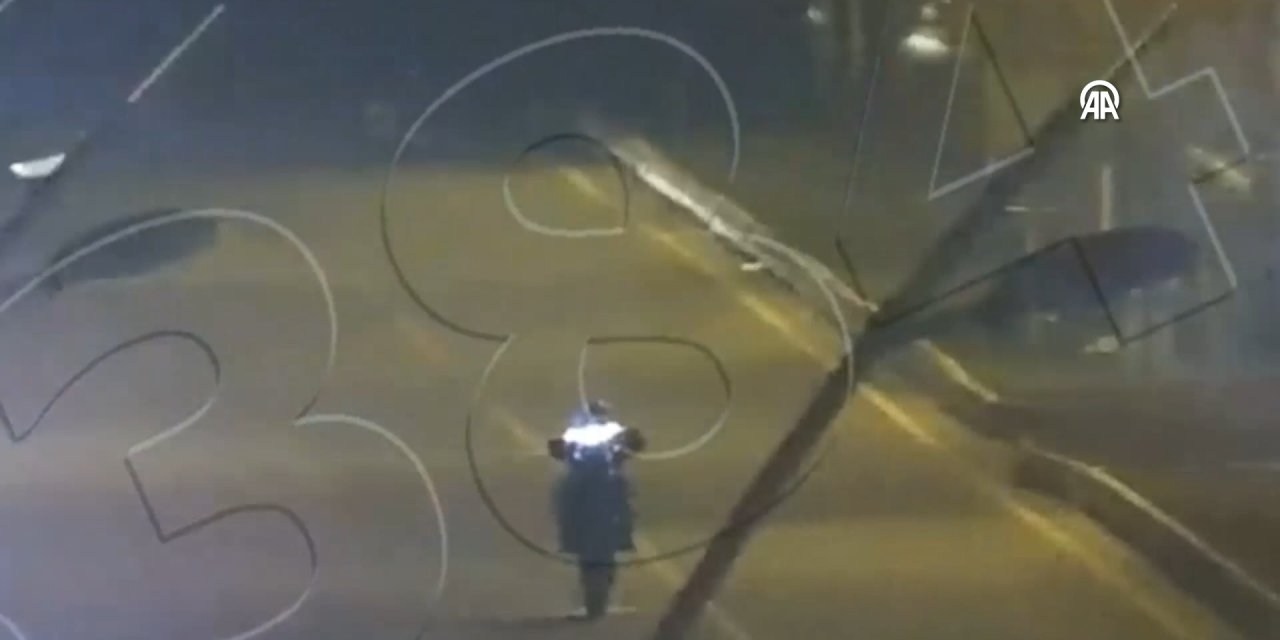 Diyarbakır'da motor üzerinde akrobasi: Ehliyeti iptal edildi