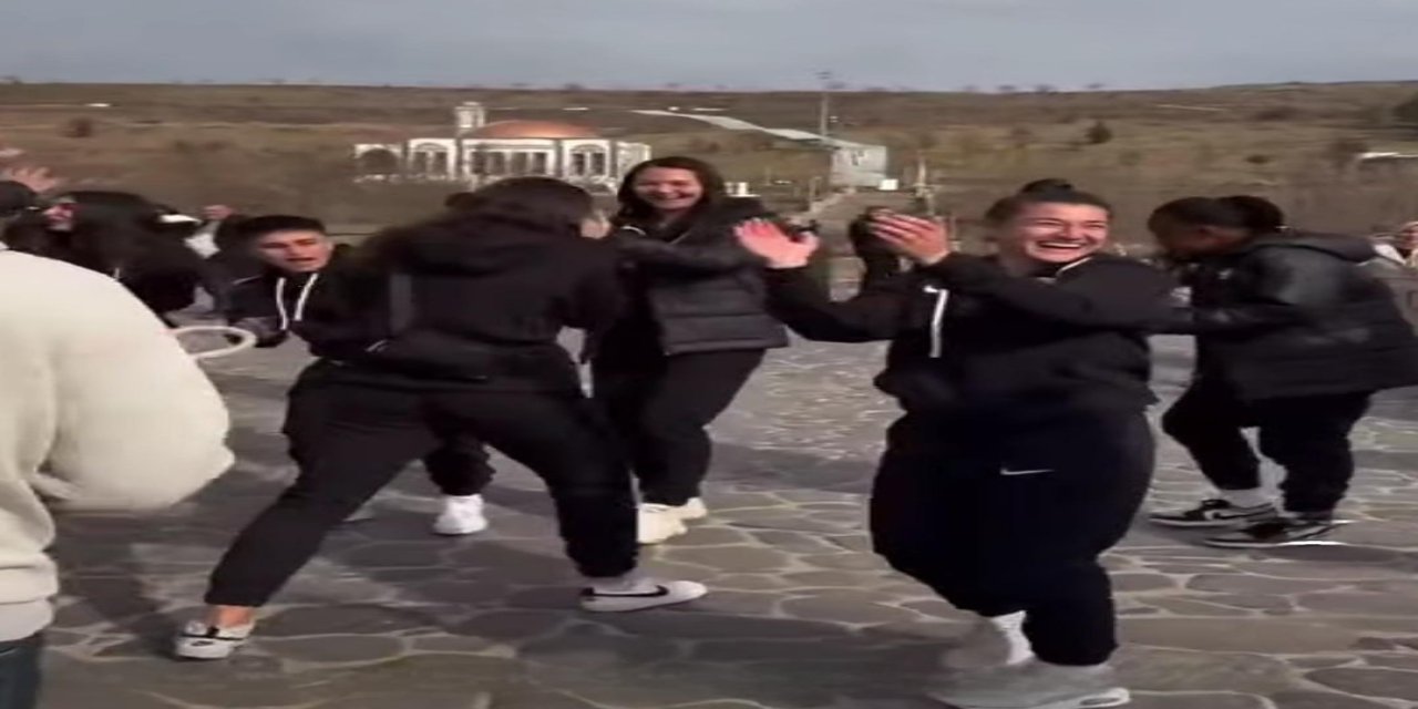 Amedspor'dan On Gözlü Köprü’de halay keyfi