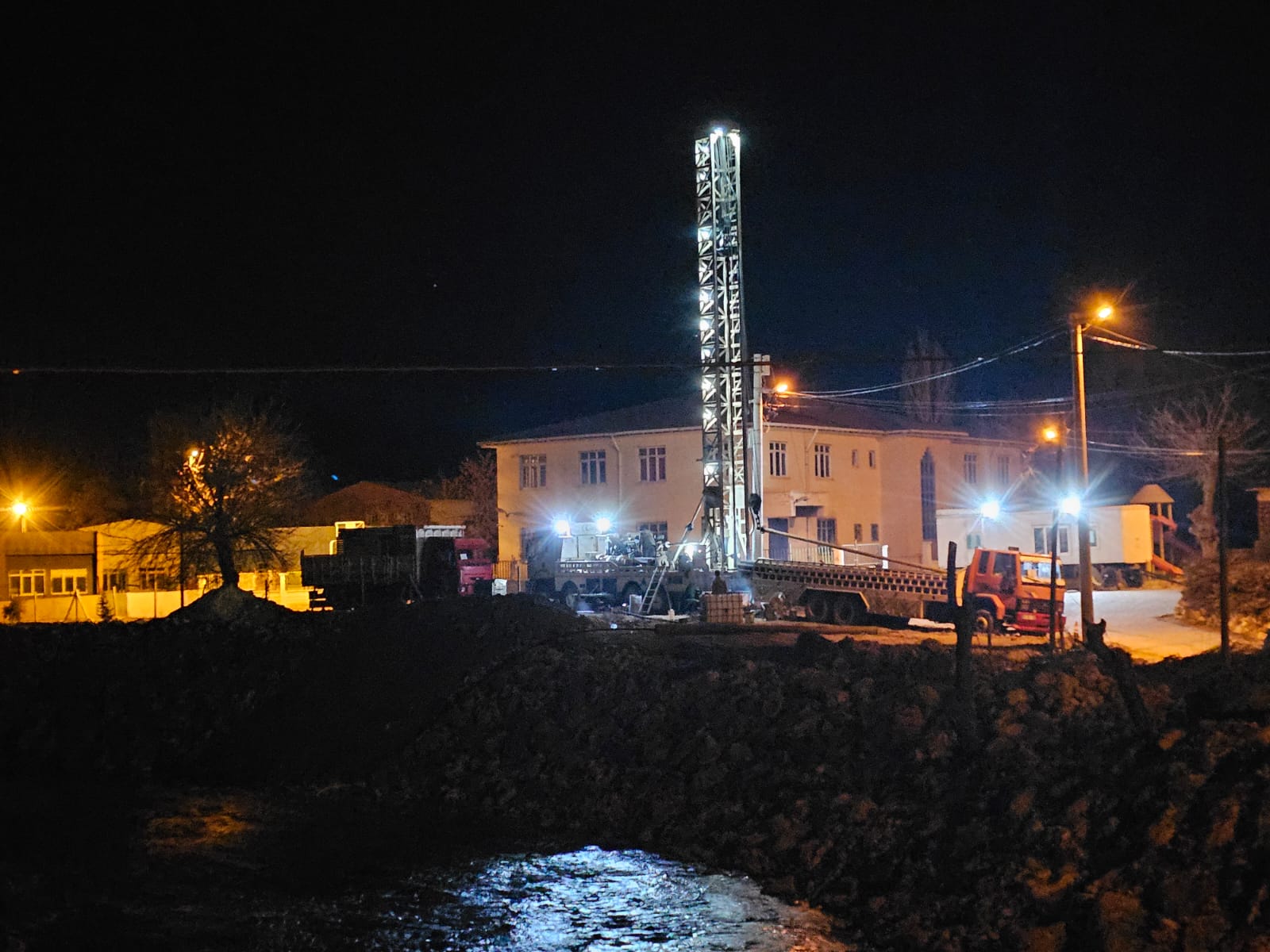 Savur'da sondaj çalışmaları başladı