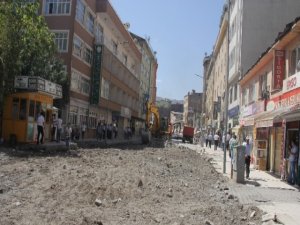 Hakkari'de yol onarım çalışması