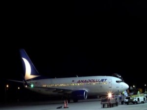 Fırtına Diyarbakır’a zorunlu iniş yaptırdı