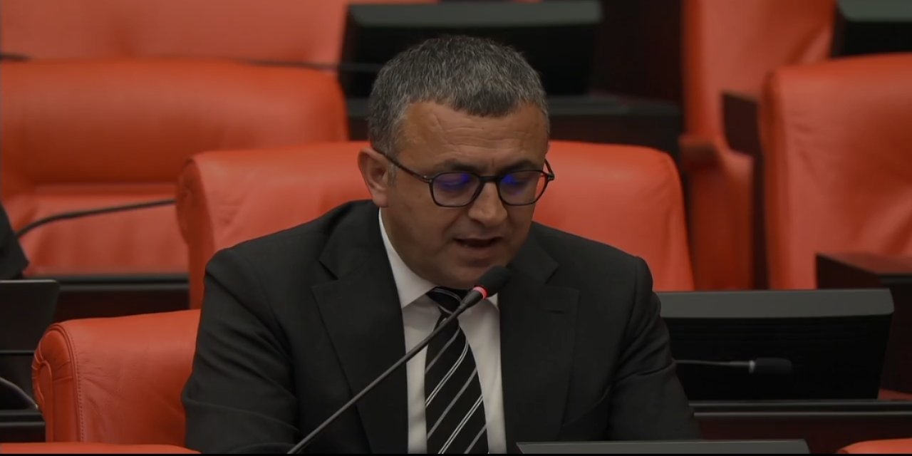 DEM Partili Eren Amedsporlu kadınları Meclis gündemine taşıdı