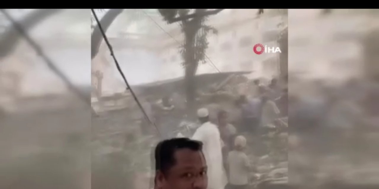 Cami çöktü: 10 ölü