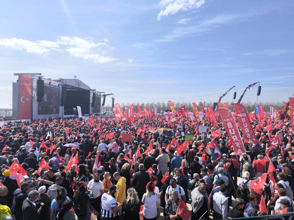 Maltepe mitingi: Yüzbinler "İstanbul'u birlikte savunalım" dedi