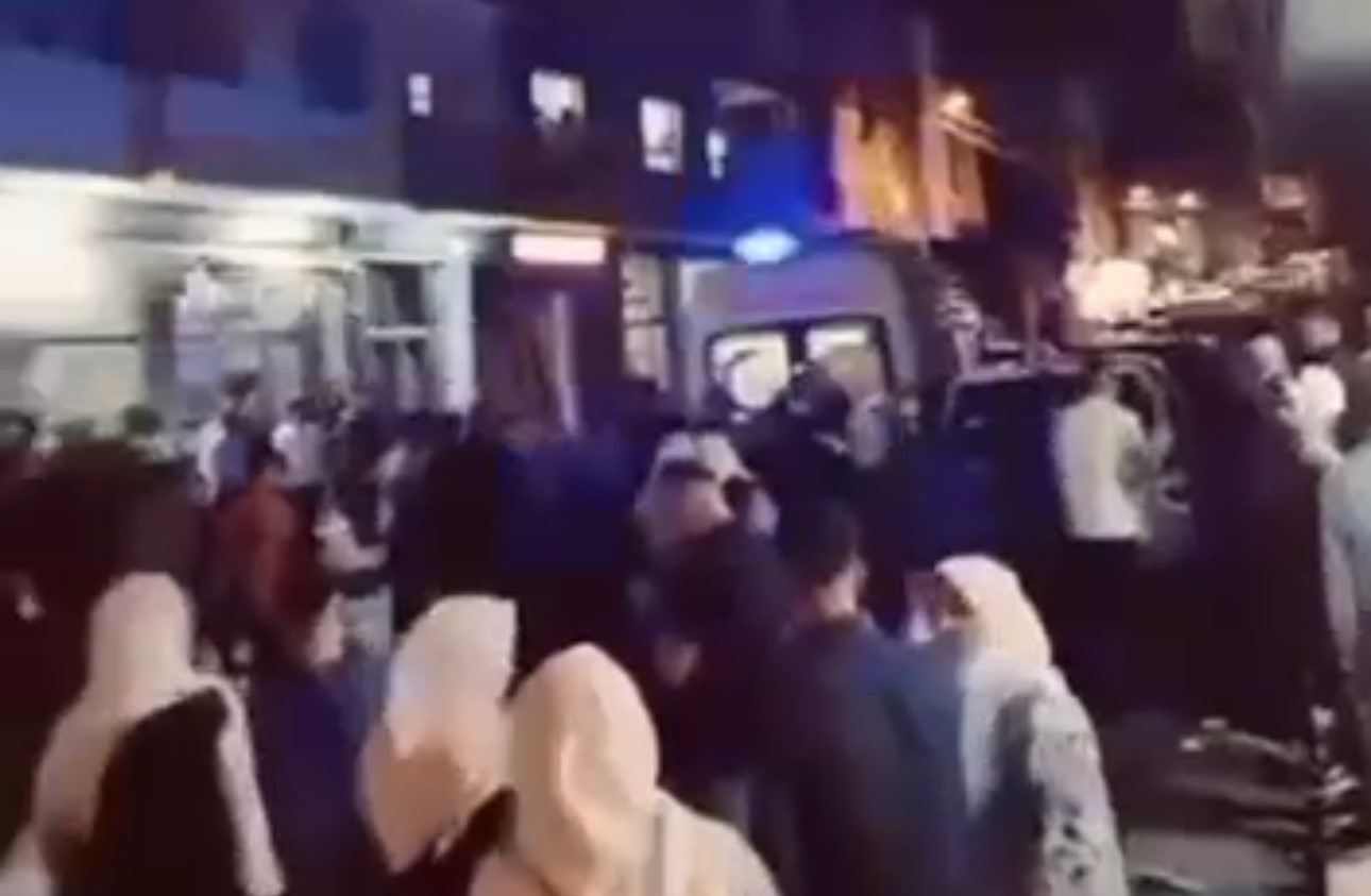 Balkondan düşen çocuk ağır yaralandı