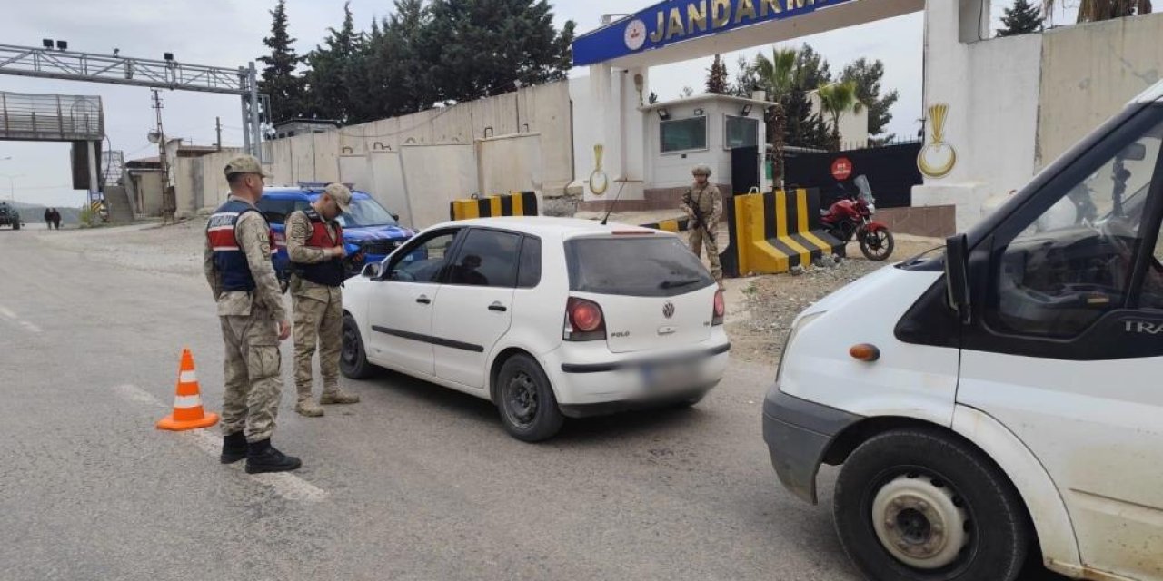 Jandarmadan 826 araca 2 milyon 903 bin TL idari para cezası