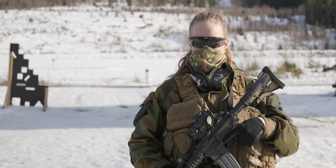 O Ülkede kadınlar asker olabilecek