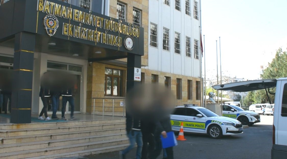 Kasten adam öldürme olayında 3 kişi tutuklandı