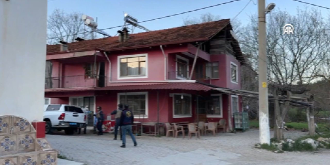 Kardeşini ve yengesini tüfekle öldürdü