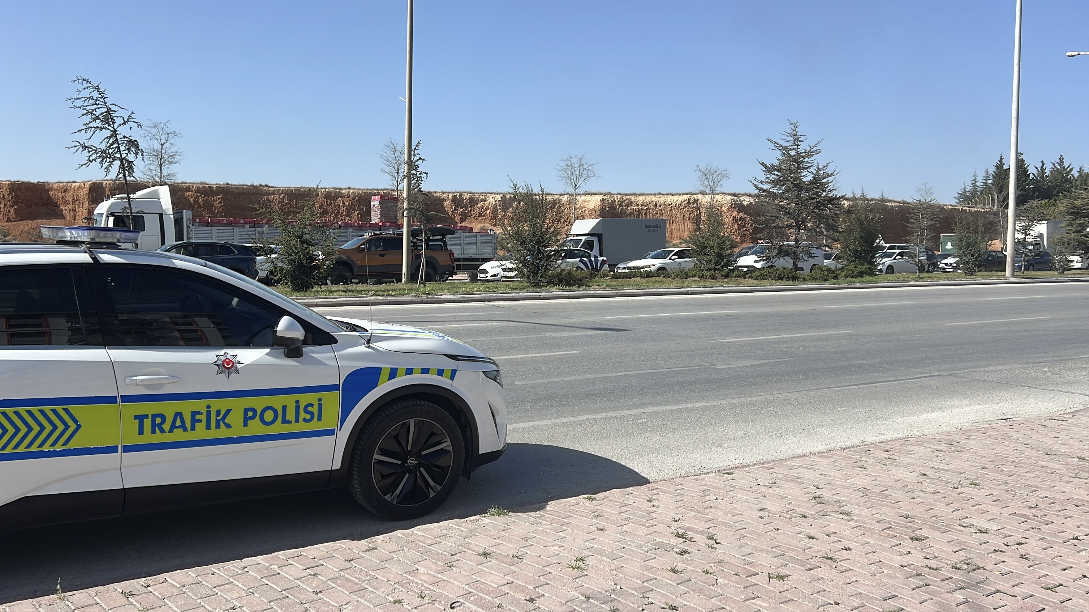 Otomobilin çarptığı çocuk öldü