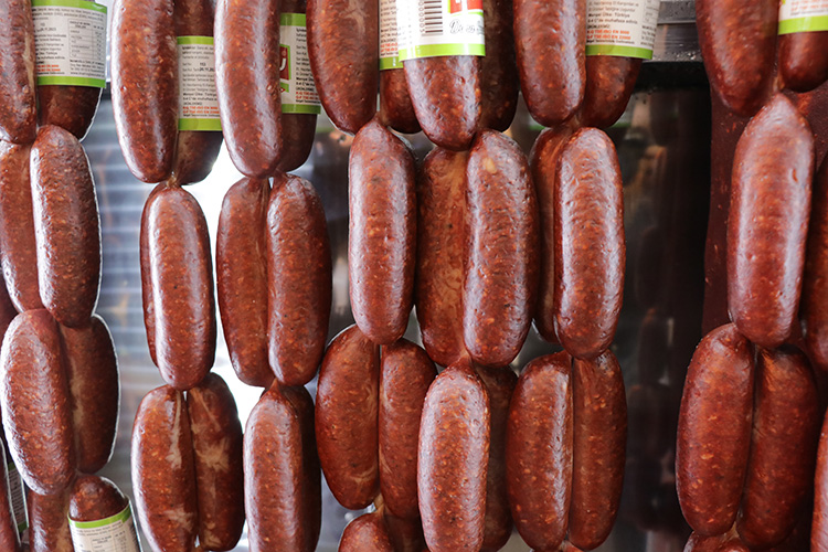 Bakanlık sahte sucuk yapan 8 firmayı ifşa etti